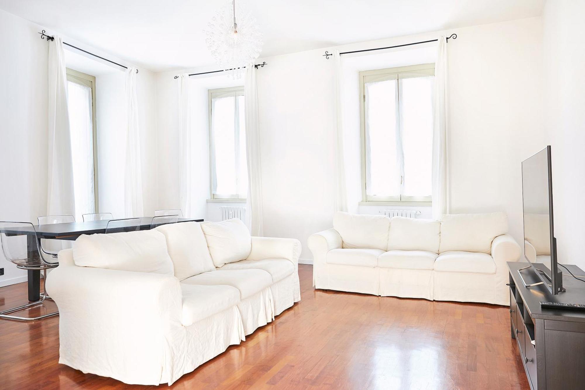 Appartamento Superhouse Piazza Duomo Area มิลาน ภายนอก รูปภาพ